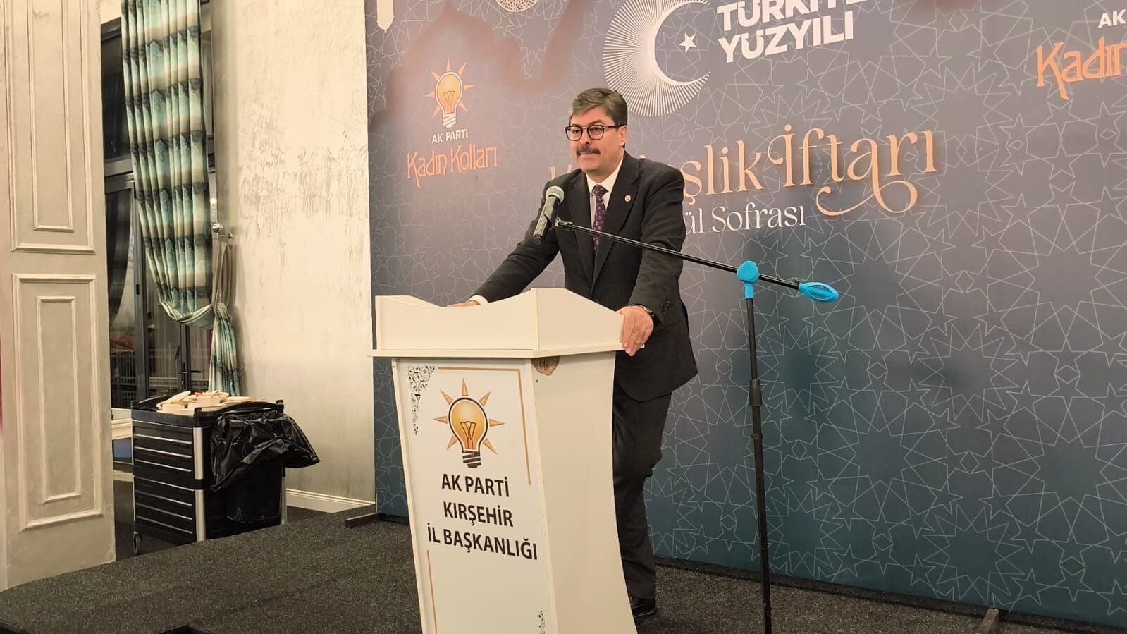 Fef316D8 E380 4361 Bb1E 13965F902Fba