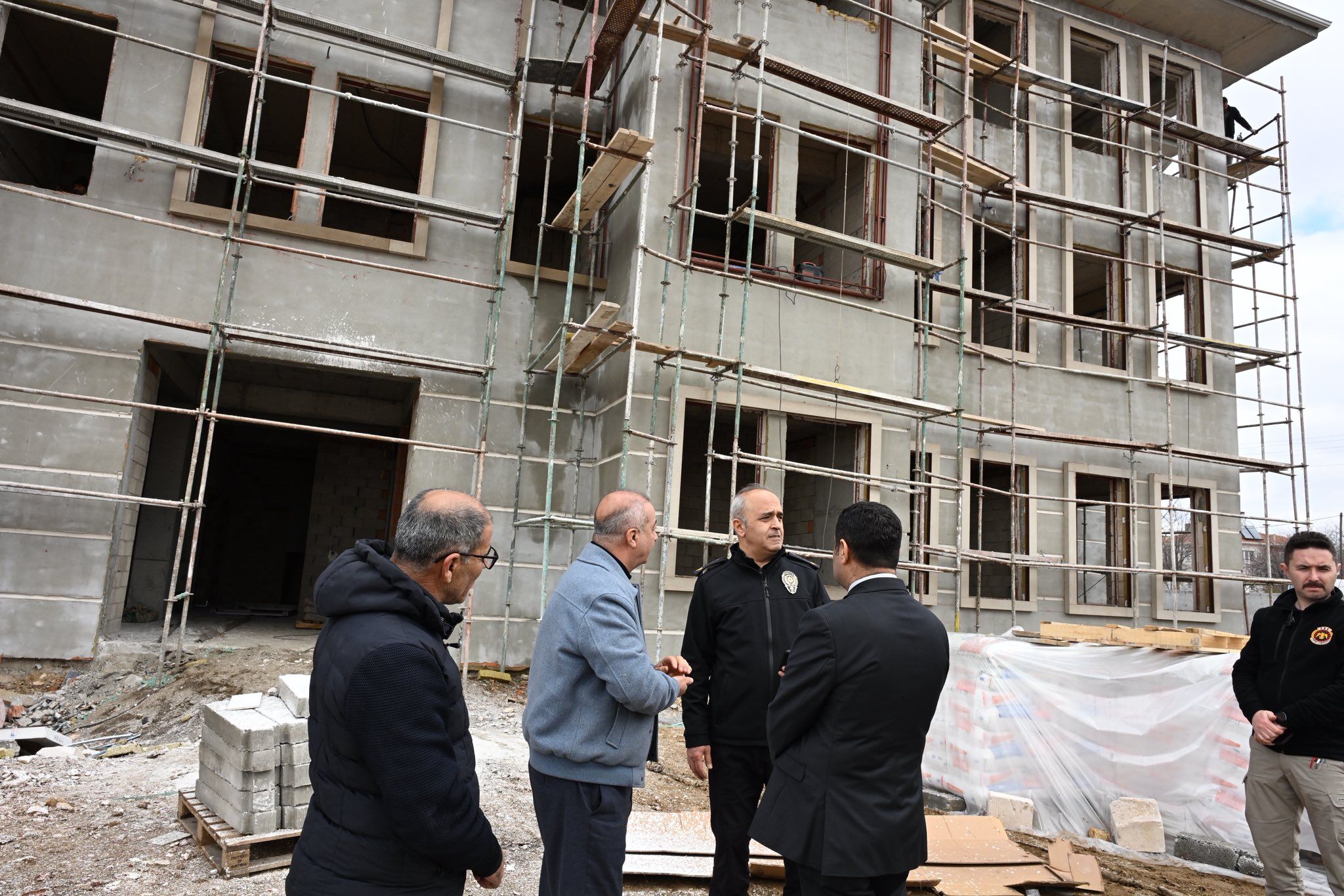 H B61 J D S W4 A Ay U Ts