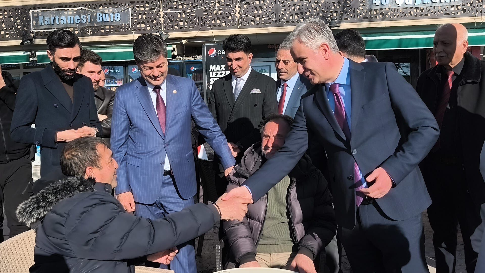 19675B87 Fee8 4261 B470 71E9D305F761