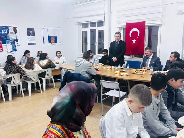 645382247 939661678598244 6684277446653903322 N