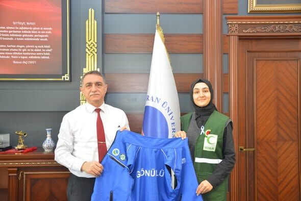 645772352 18572356033017709 4920107181452141137 N