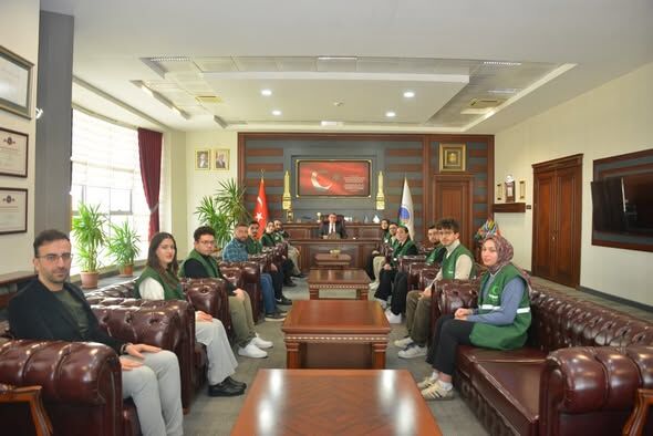 645868300 18572356021017709 4750475478032123354 N