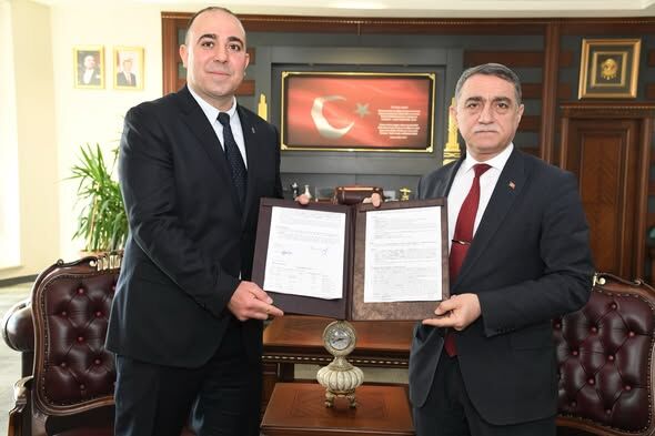 646098356 18572737651017709 3701335431615058733 N