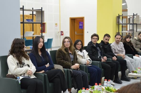 646365957 1365560235613411 5485322628311430016 N