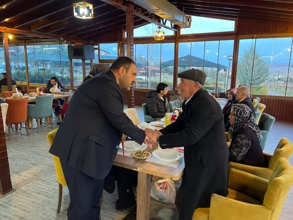 646382981 1564536569007626 2792746481415108241 N