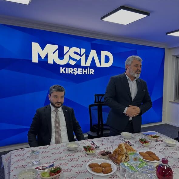 649232645 18071594870539367 4311022082176752006 N