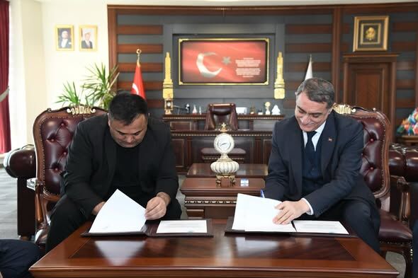 649537341 18573906124017709 7552212923104184393 N