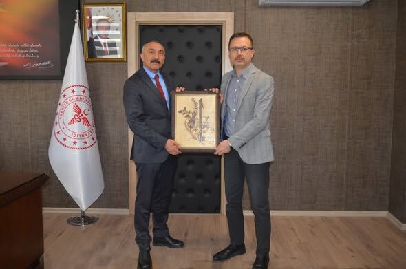 650348350 1341519351354918 1642021160255524813 N