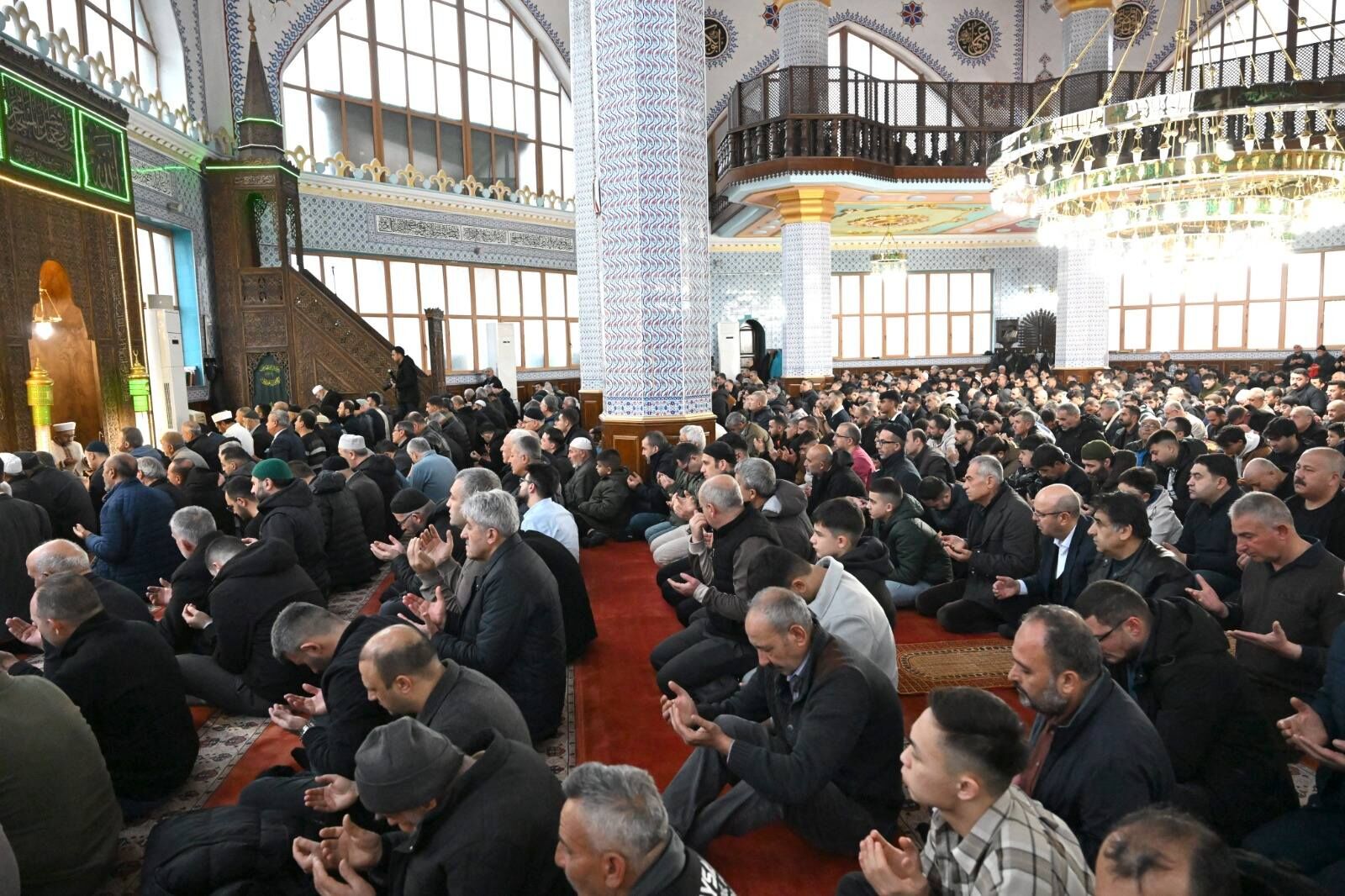 654523175 1290547356271415 1450725290778688282 N