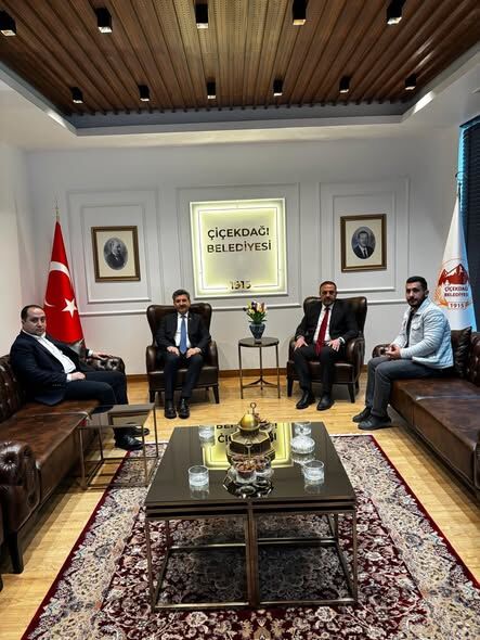 656231981 1587436786717604 3265985473722791299 N