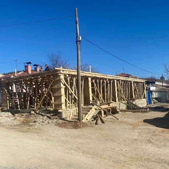 658974849 18123445801599814 5644240984348990080 N