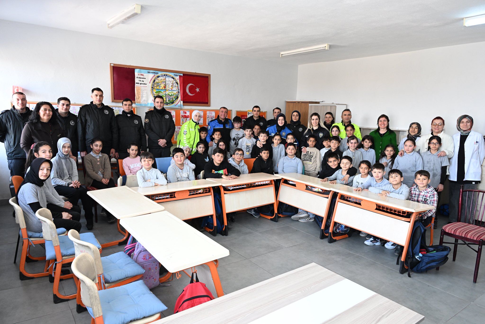 H Ckjx J W Q A A2 B C4