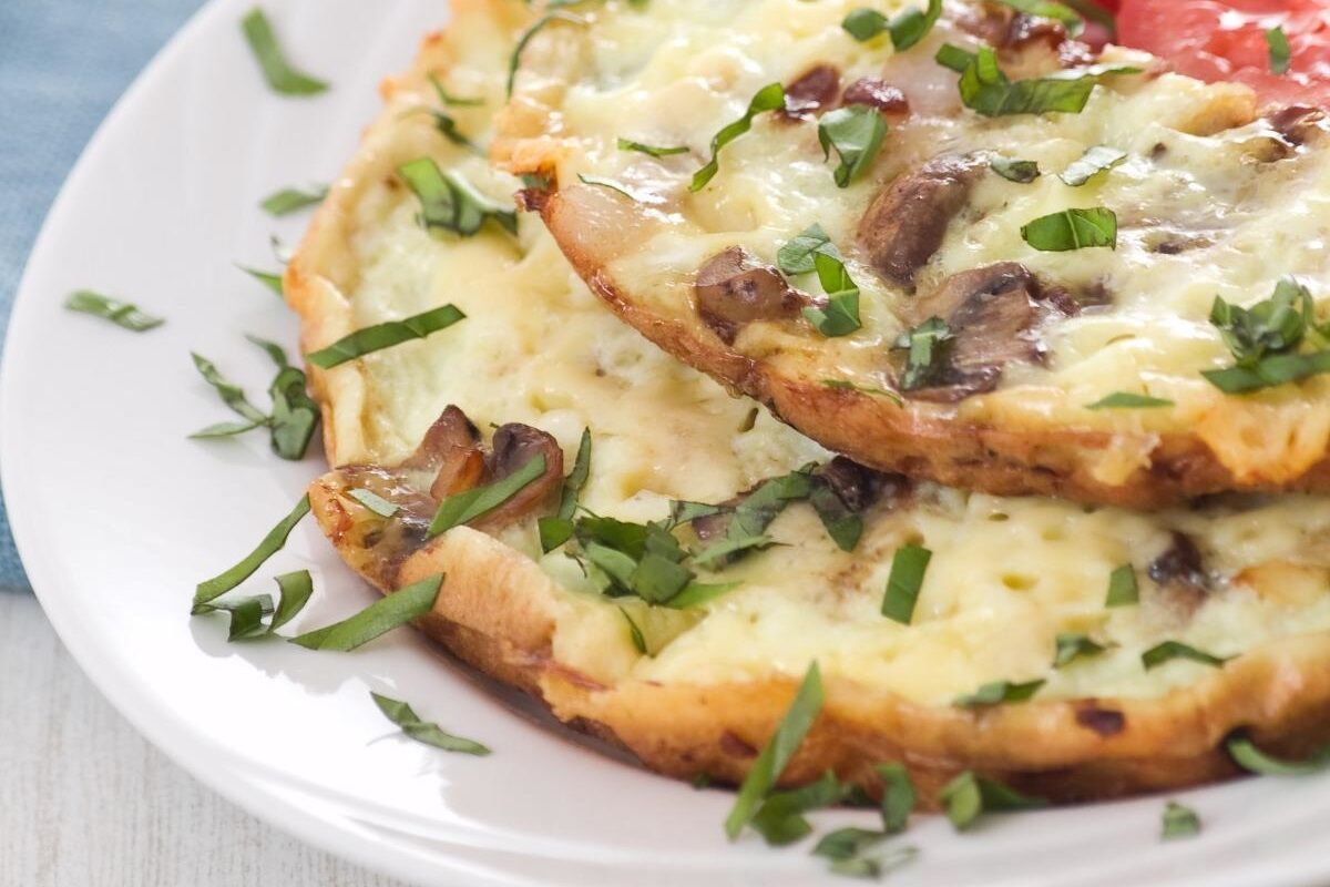 Kaşarlı Mantarlı Omlet