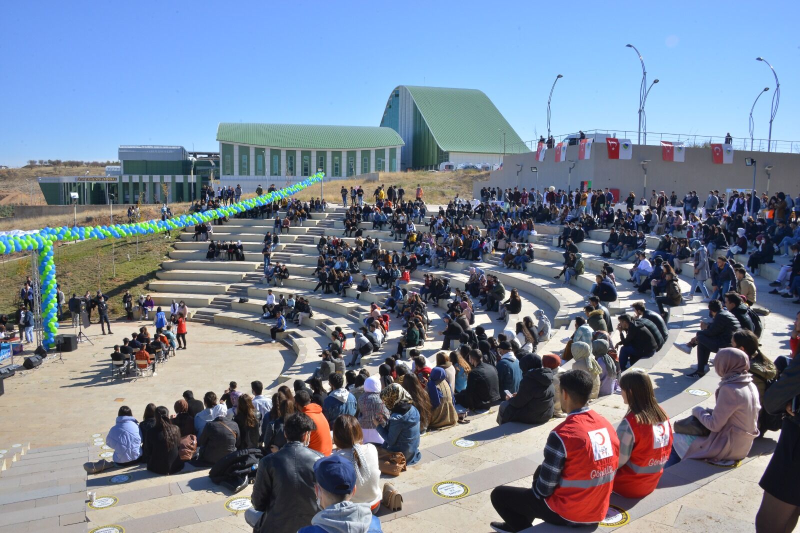 Üniversitemiz 20 Yaşında1