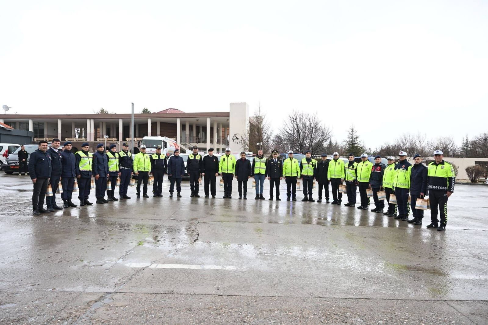 Whatsapp Image 2026 03 21 At 00.06.23