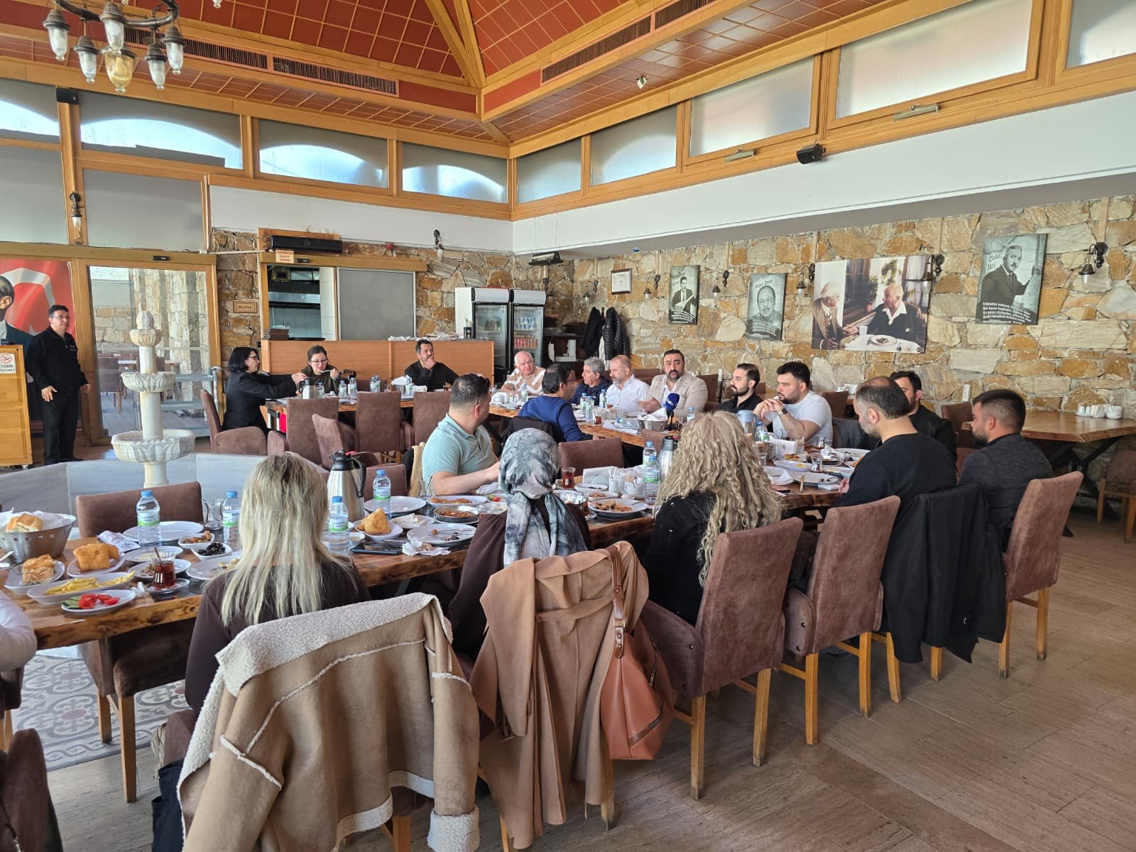 5F3F2D9D A635 4A35 8C02 9F058B08E8B6