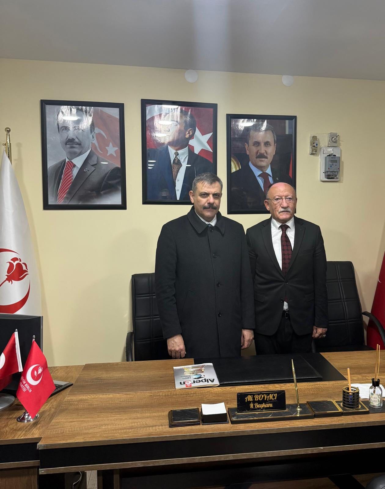 659146877 122216643368296220 2487280748722507115 N