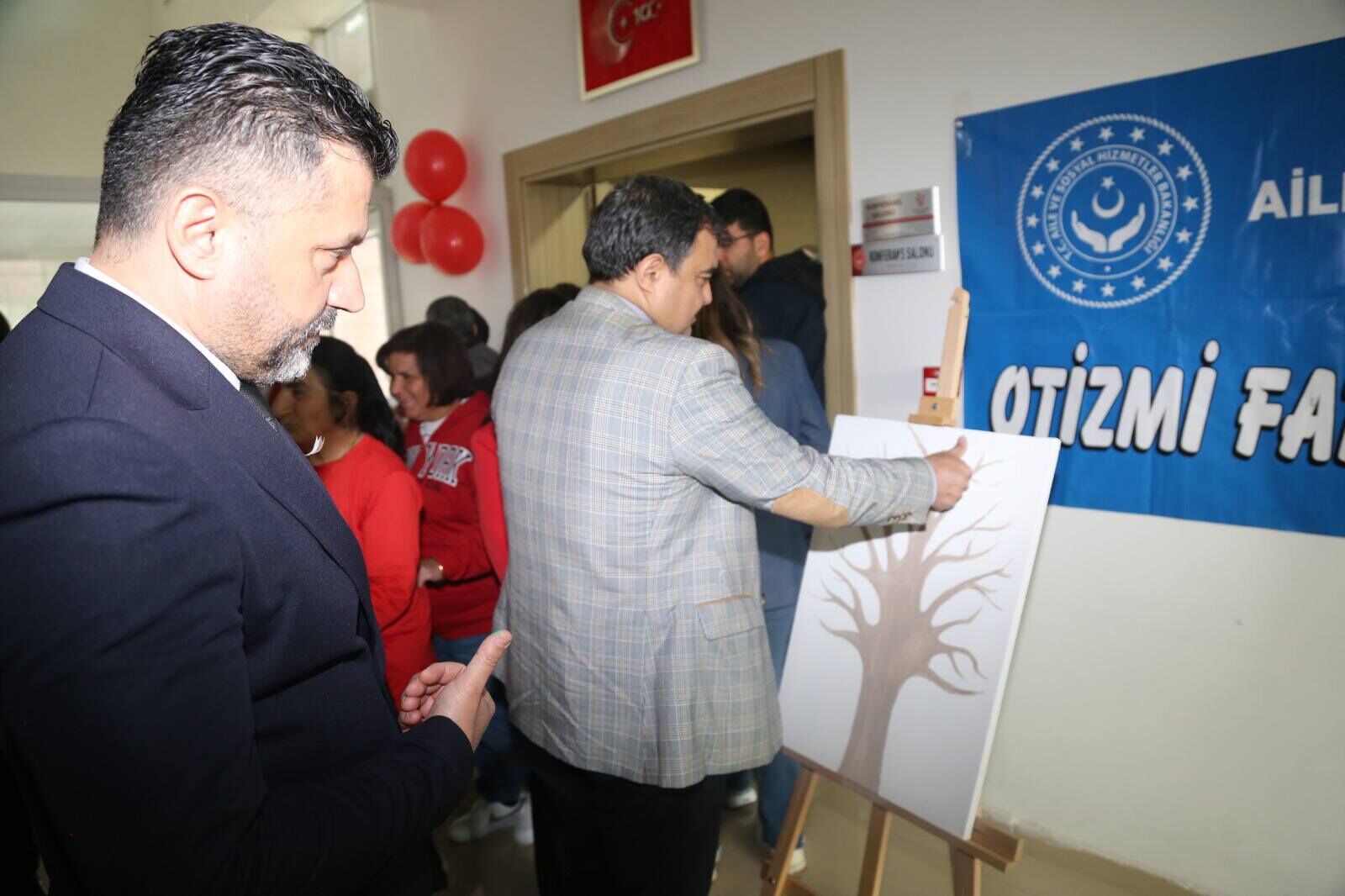 660124363 962079739665780 3456489968935402820 N