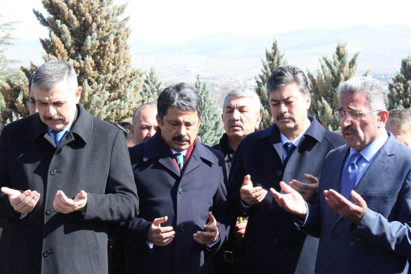 661408928 10164166083739489 7454096070325507986 N