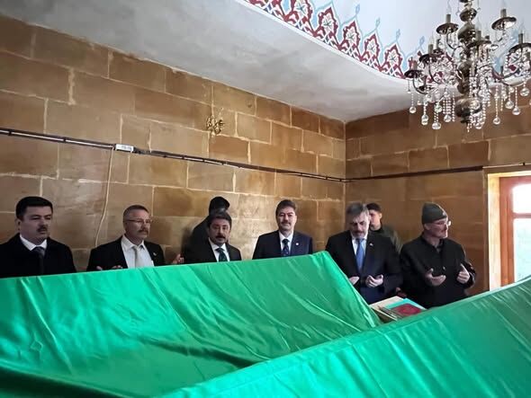 666936228 10164166240714489 4403604376523684815 N