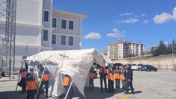 669658889 18335299147219328 5118529219763655938 N