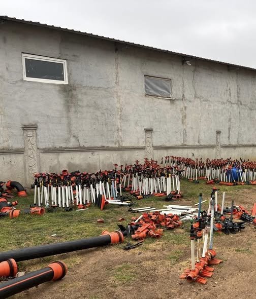 670394963 954306300407467 5646316034084480473 N