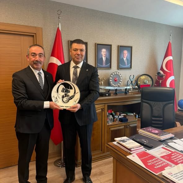 670586489 18435540451138805 395680005709693831 N