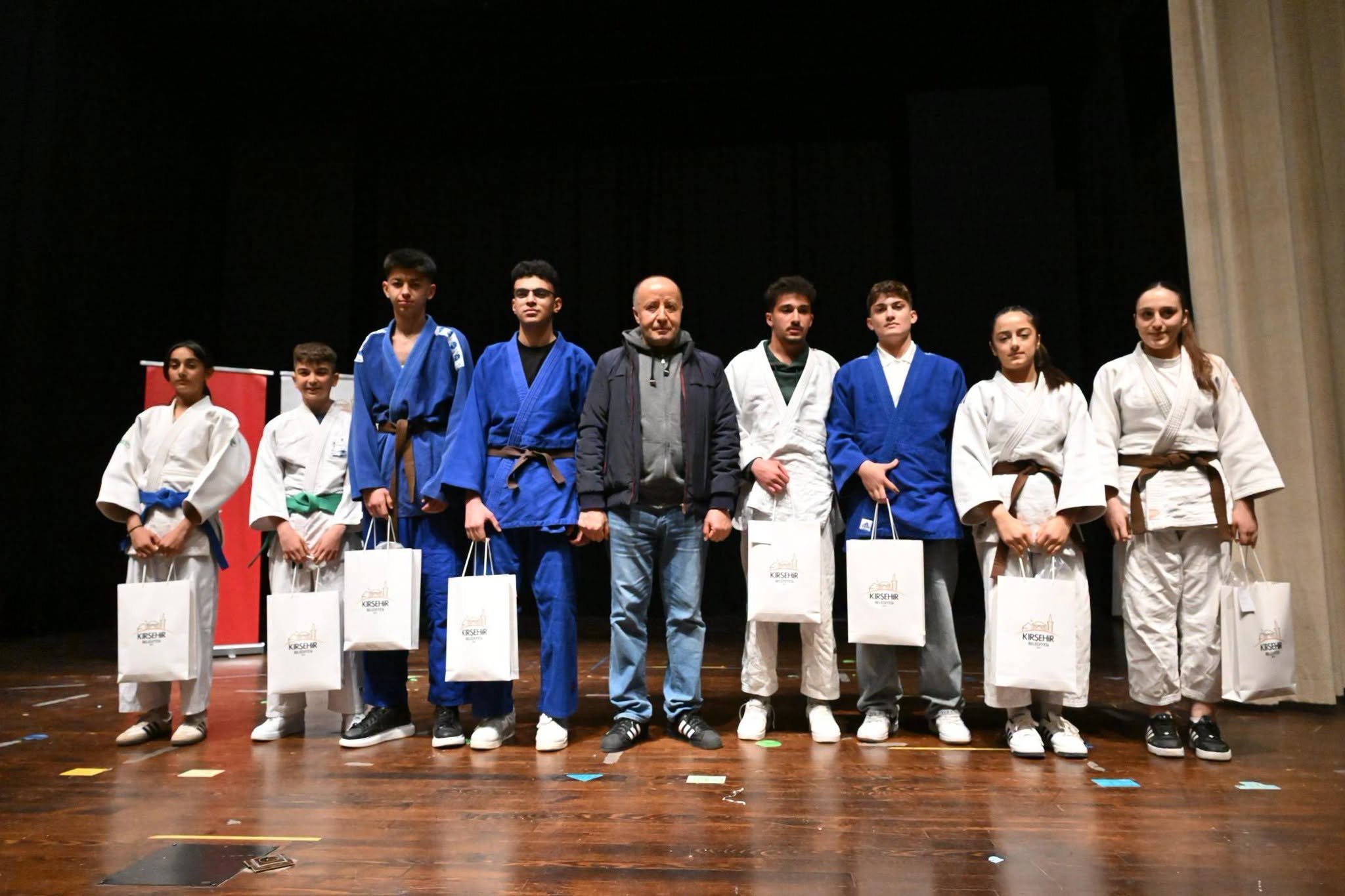 672685985 2170618683473677 4664595355498024876 N