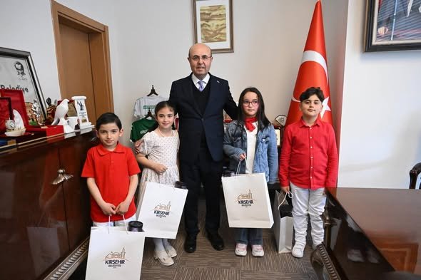 678210555 1316894310303386 8609622070445929425 N