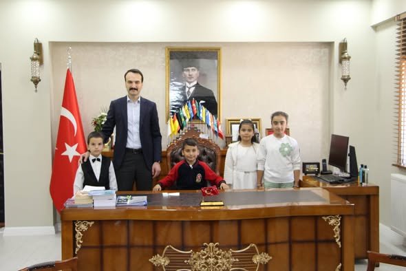 679030320 2453708138436154 1824850238970976703 N