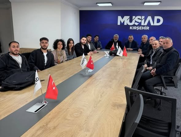 679782817 1785740399454422 2389153135710966083 N