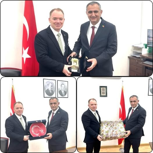 681313361 18584213566025634 6335233334612290751 N