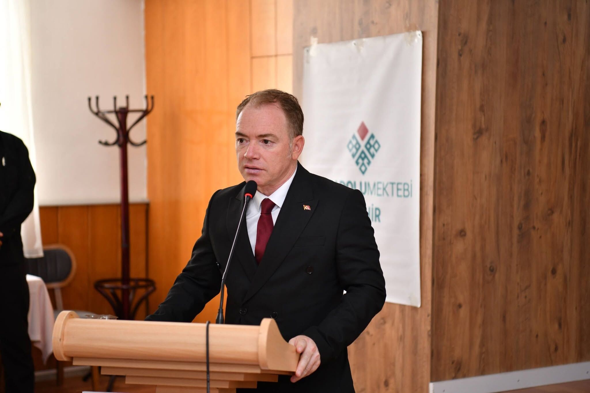 Erol Güngör4