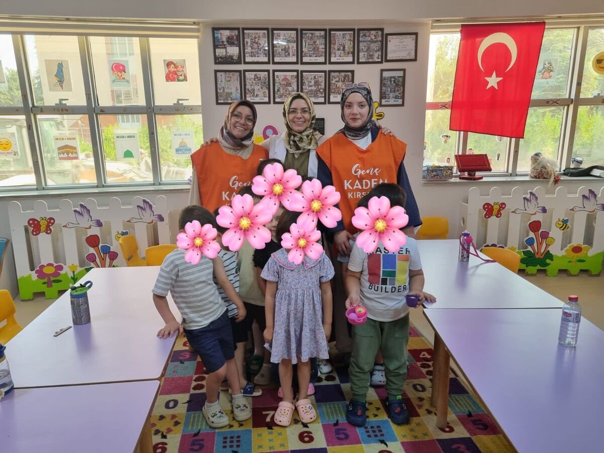 Küçük Dokunuşların Büyük Mutluluklara Dönüştüğü Bir Gün… ✨Genç Kadem Olarak Kur’an Kursundaki Öğ (3)