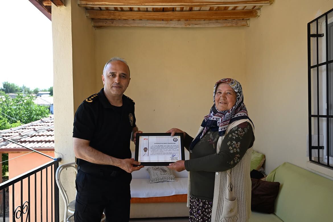 Şehadetinin Yıl Dönümünde, Kahraman Şehidimiz Komiser Hacı Şivgin’ın Kıymetli Ailesini Ziyaret E