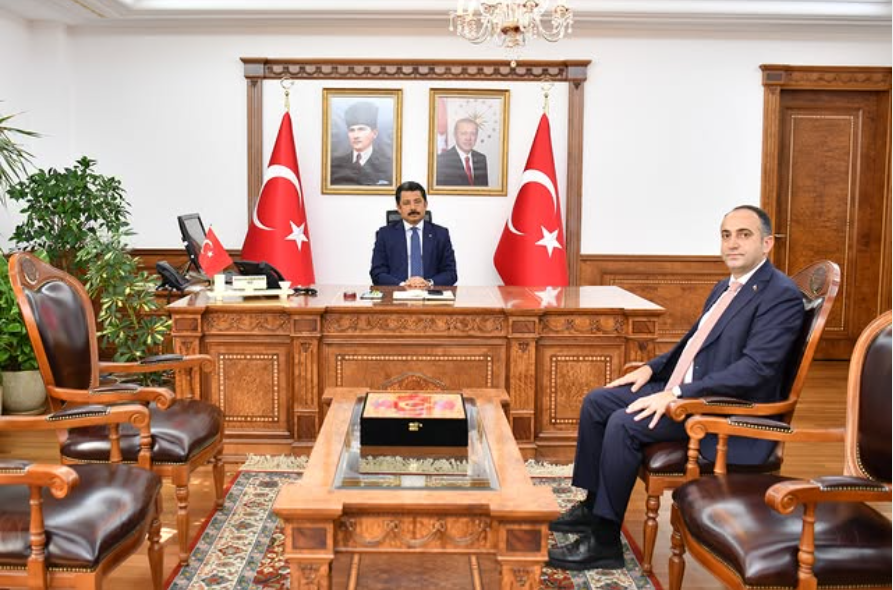 Vali Ziyaret Yüksel