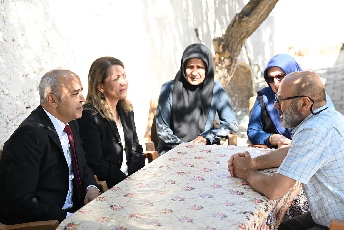 İl Emniyet Müdürümüz Sayın Dr. Mesut Görücü, Eşi Sayın Suna Görücü Hanımefendi Ve Personelimiz I (3)