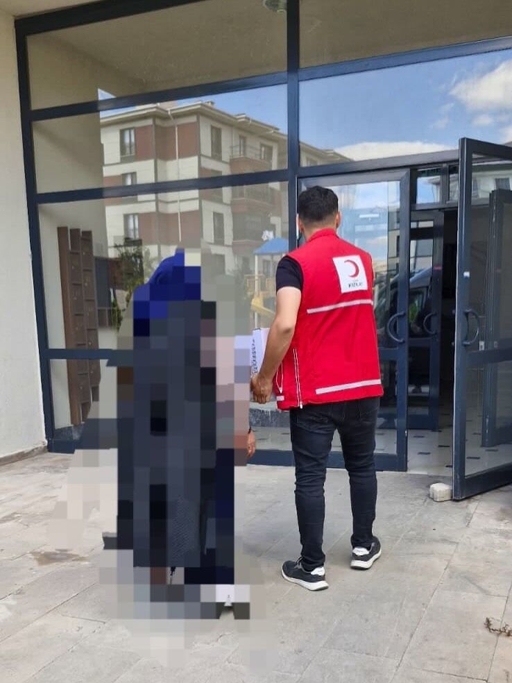 Türk Kızılay Kırşehir İl Merkez Başkanlığı Olarak, Ihtiyaç Sahibi Ailelerimizin Yanında Olmaya V (1)