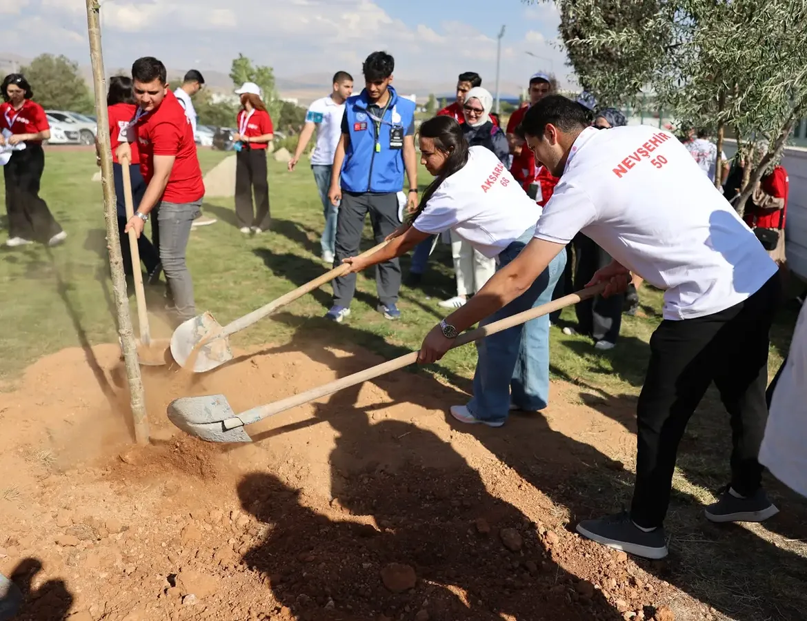 81 Ilimizin Toprağı, Ahiliğin Kalbi Kırşehirde Buluştu! 🍃✨Genç Ahilerimiz, Illerinden Getirdi (3)