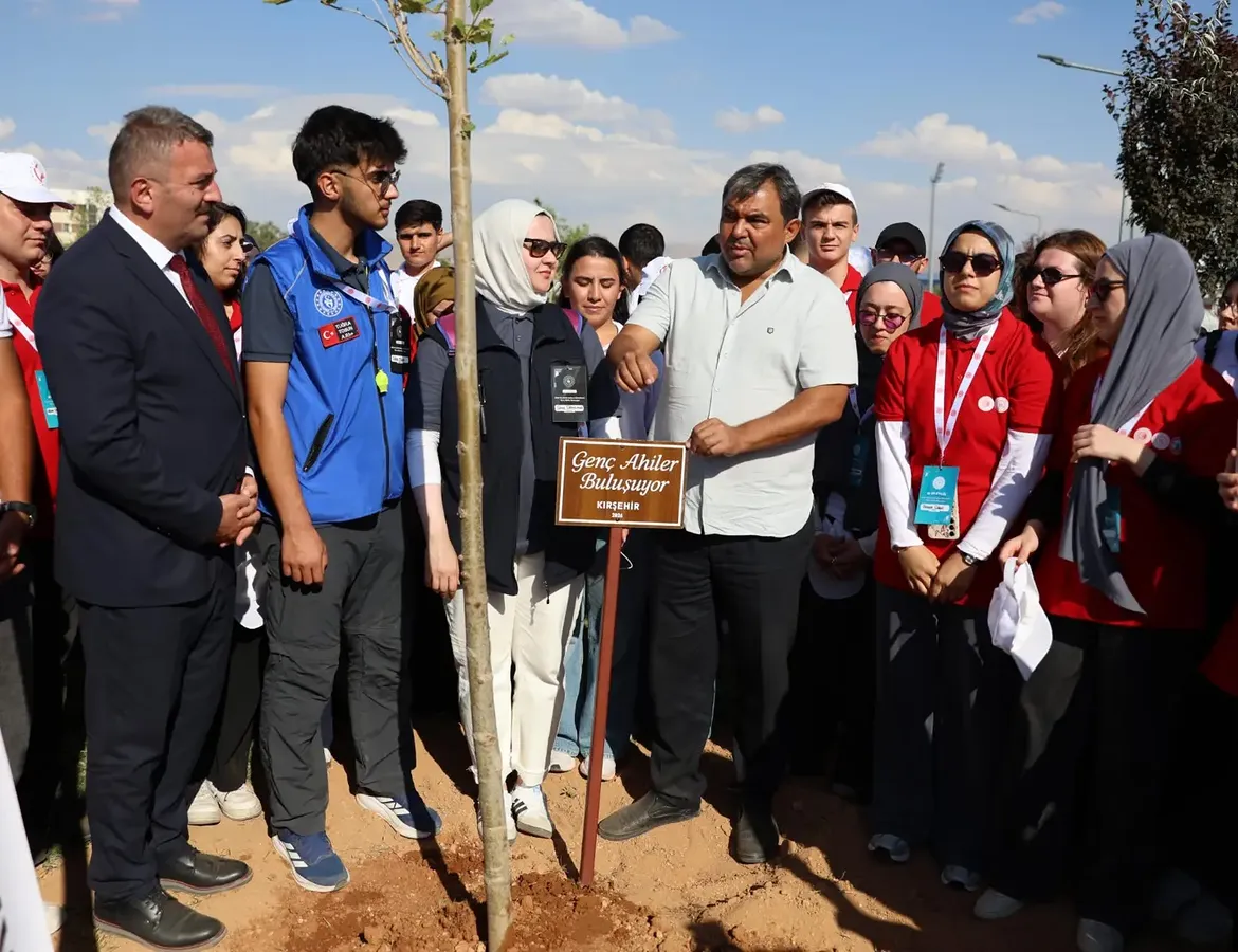 81 Ilimizin Toprağı, Ahiliğin Kalbi Kırşehirde Buluştu! 🍃✨Genç Ahilerimiz, Illerinden Getirdi