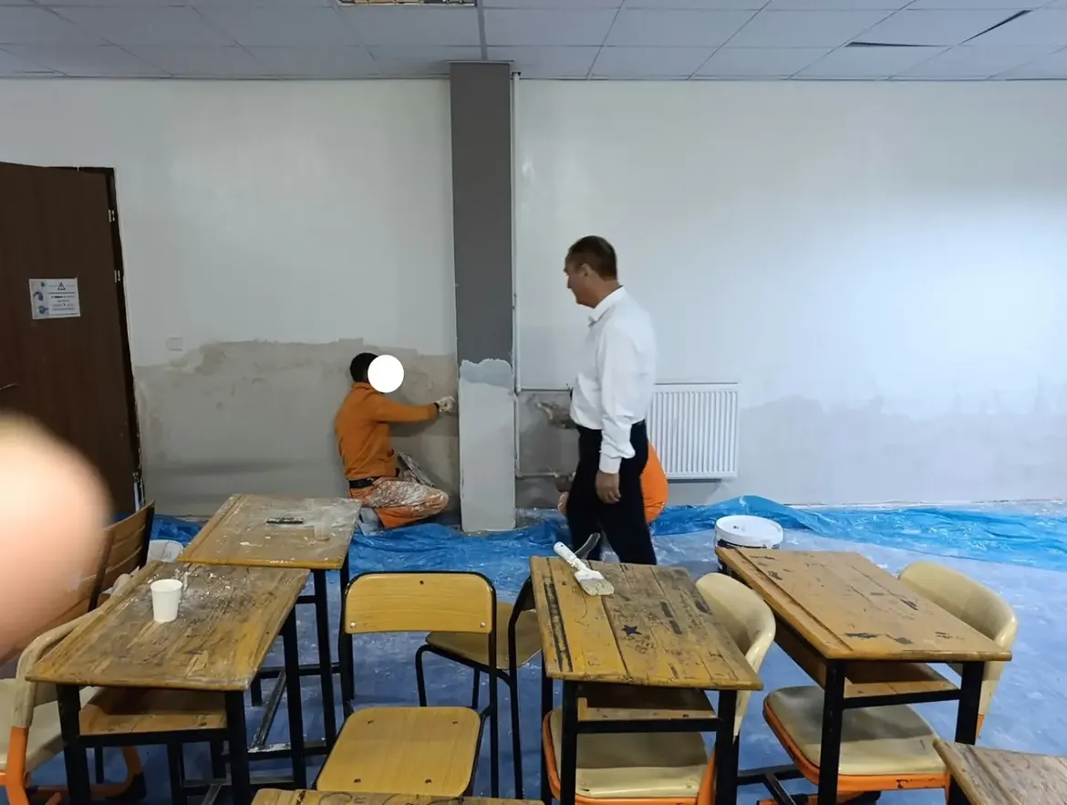 Kaman İlçe Milli Eğitim Müdürü Halil İman Ve Şube Müdürü Raşit Şahi̇n Kaman Şehit Yusuf Erdoğdu (1)