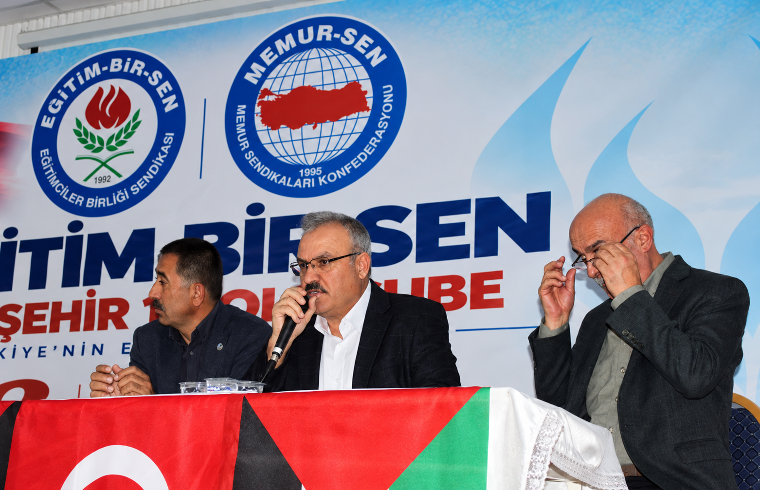 Eğitim Bir Sen Basın Toplantısı